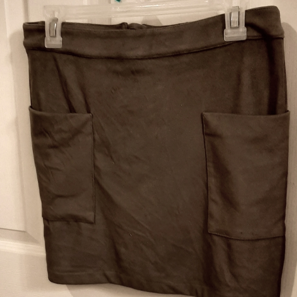 Size large skirt